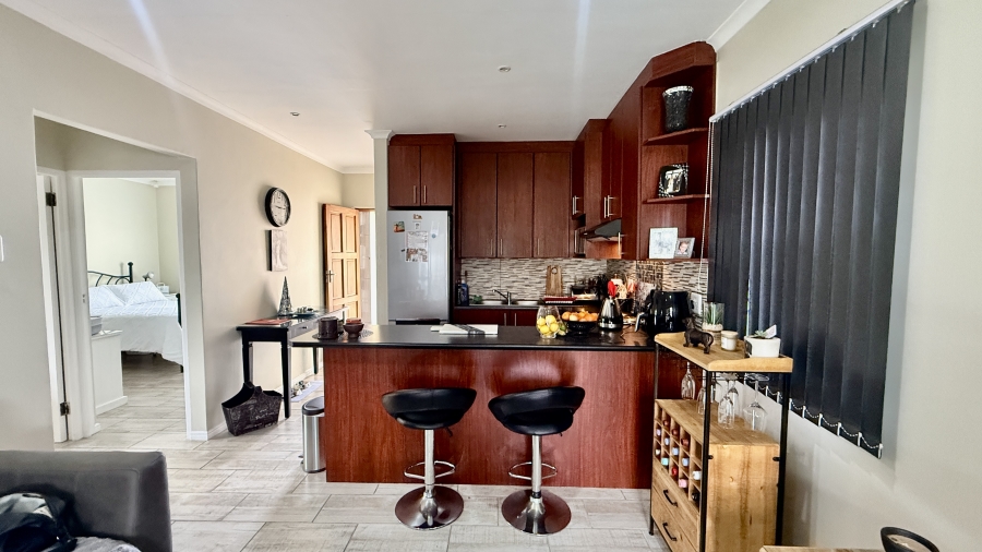 2 Bedroom Property for Sale in Parsonsvlei Eastern Cape